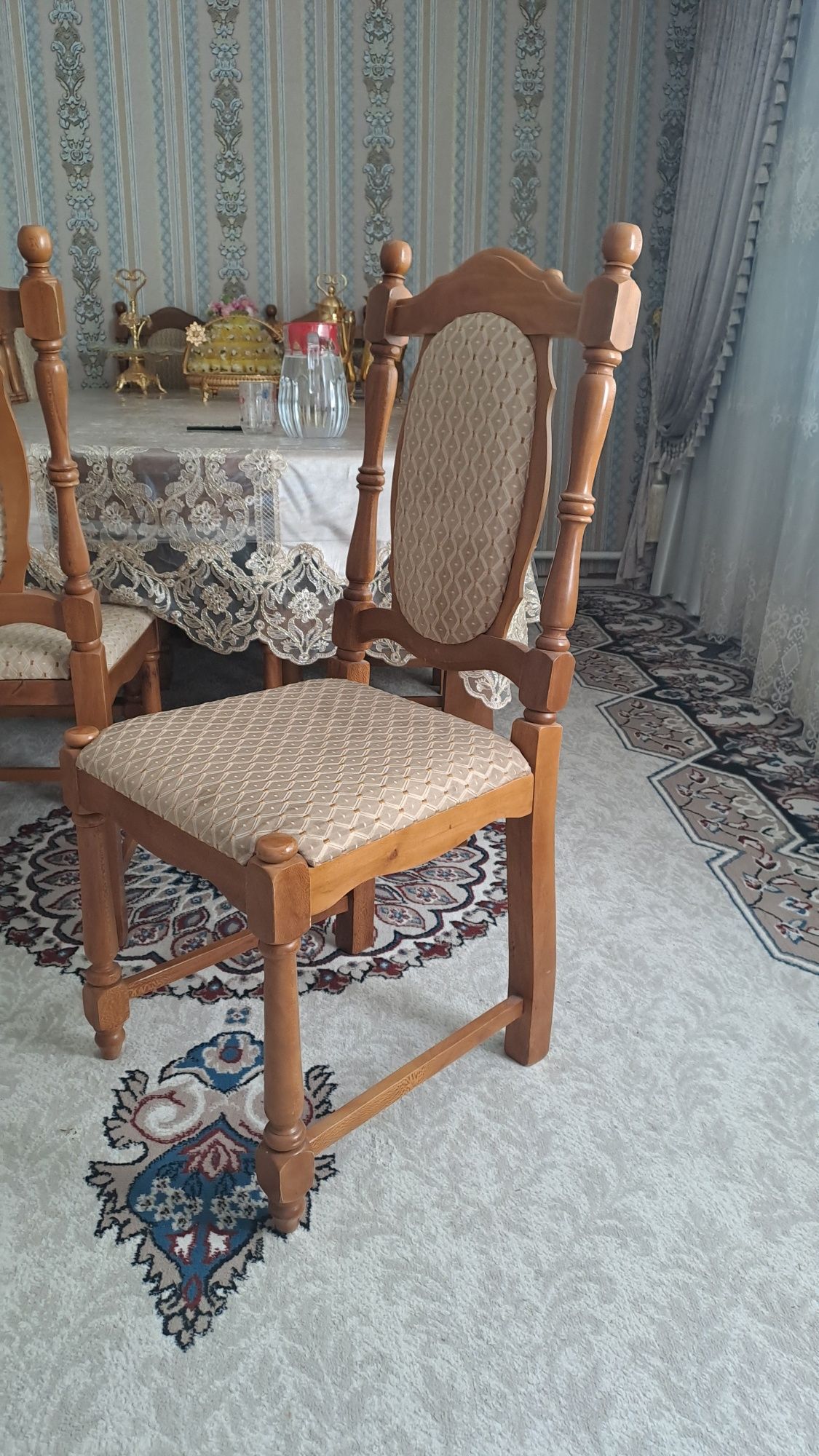 Стул в хорошем состоянии