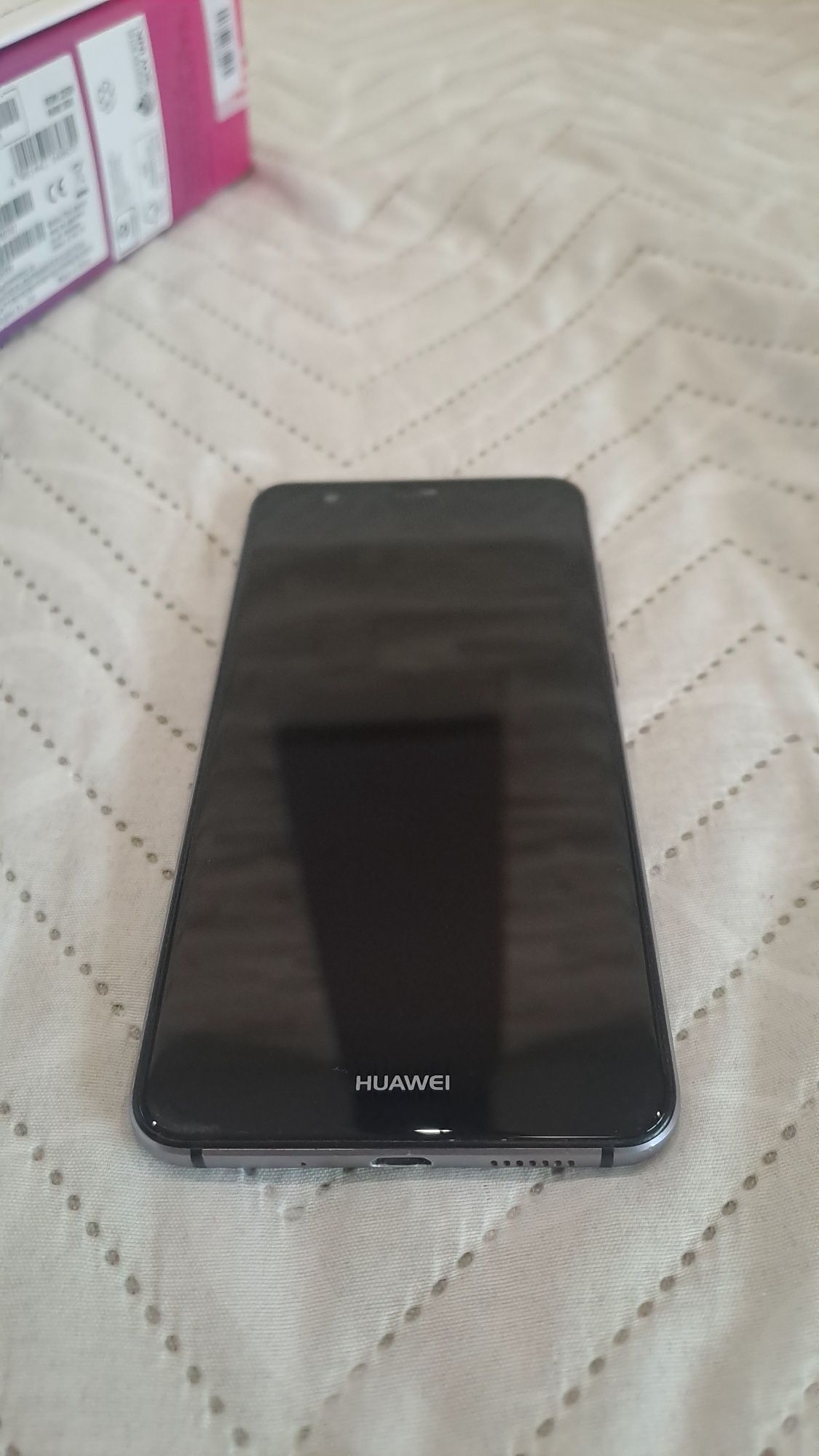 Телефон Huawei P10 lite