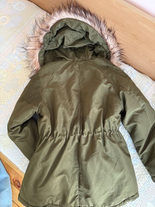 Зимно дамско яке H&M размер С