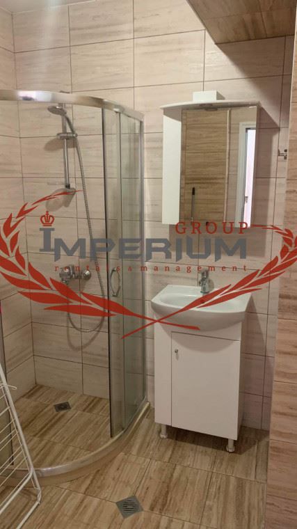 Тристаен апартамент под наем в района на кв. Левски, гр. Варна
