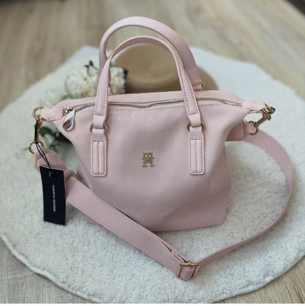 Tommy Hilfiger Calvin Klein Valentino чанти