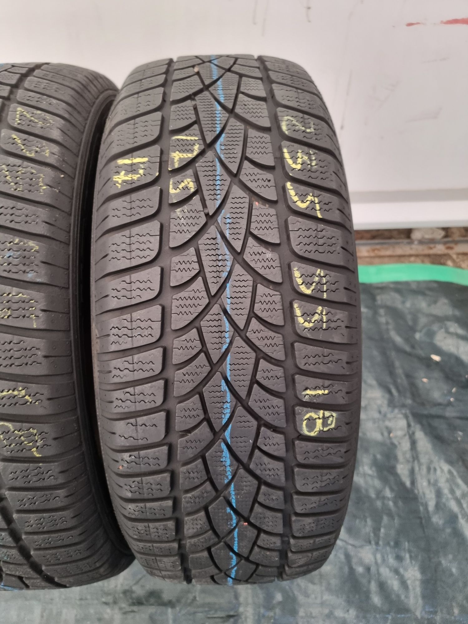 235.55.18 dunlop m+s