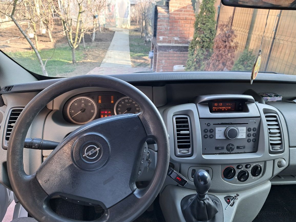 Opel vivaro 2007 cdi