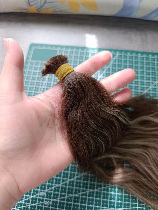 Натуральные волосы