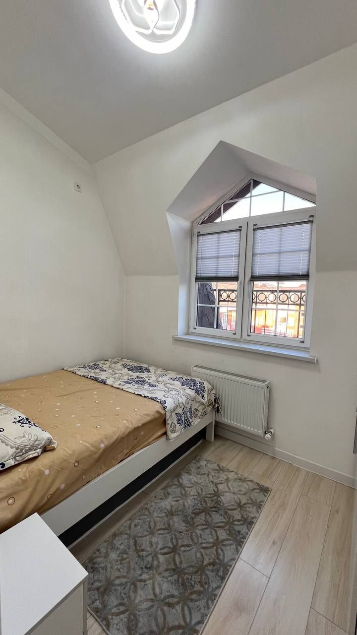 Район: Миробод 
Адрес: Greenwich golden house 
Ориентир: Уз бум

Комна
