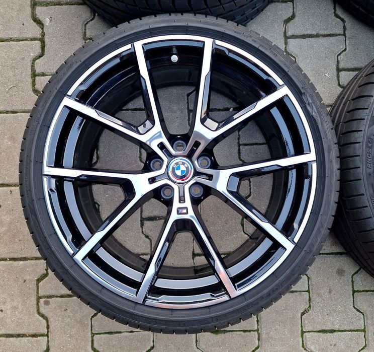 Jante BMW M pe 2.0 anvelope NOI 8 G14 G15 5 G30 Diamond Cut roti jenti