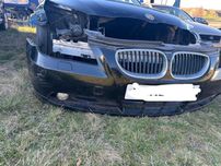Предна броня и Преден капак за BMW 530d 2004