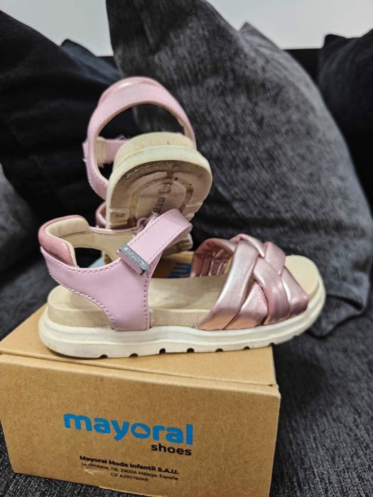 Детски сандали за момиче на Mayopal
