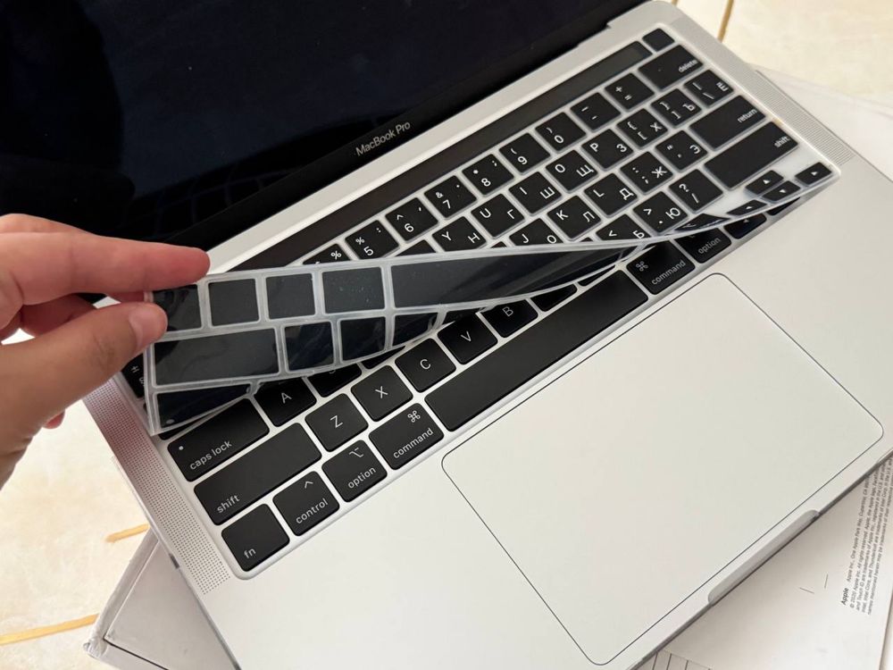Macbook pro 13-inch 16 gb 512 gb