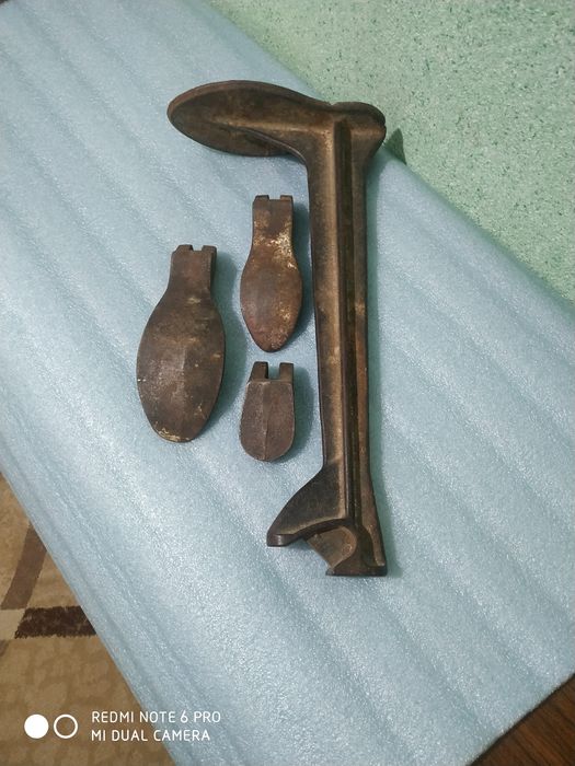 Лапка сапожная..