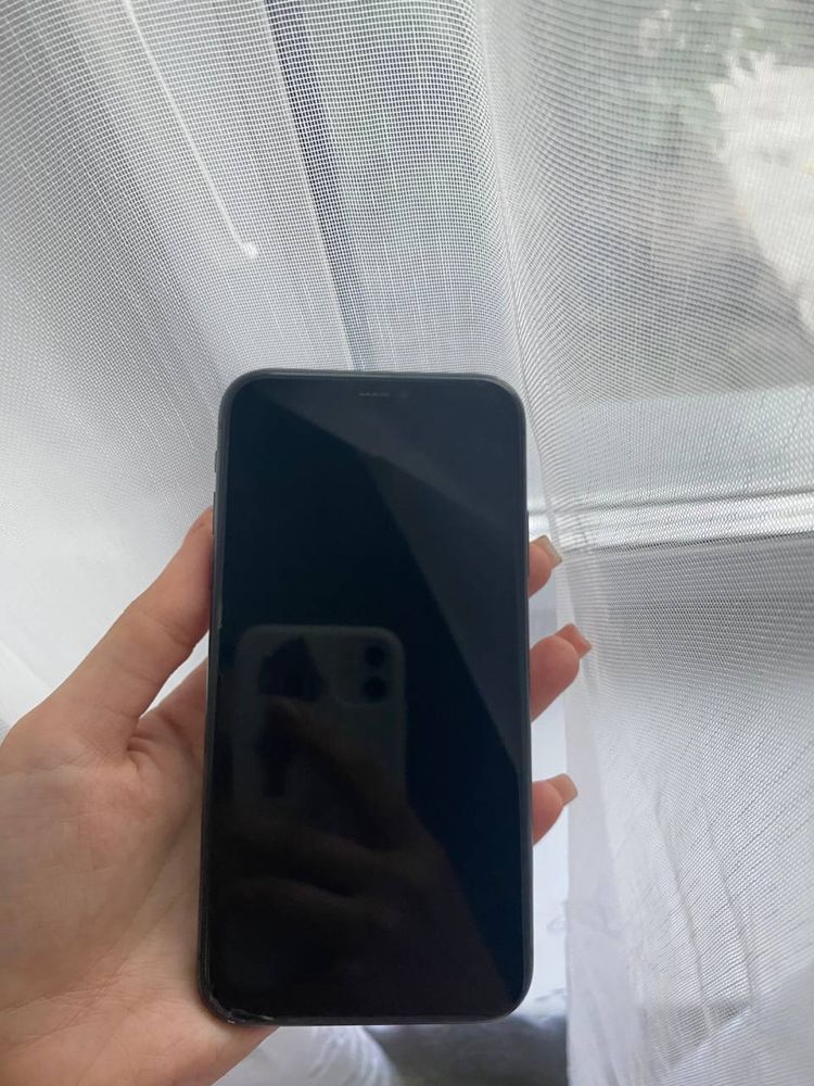 Iphone 11 продается