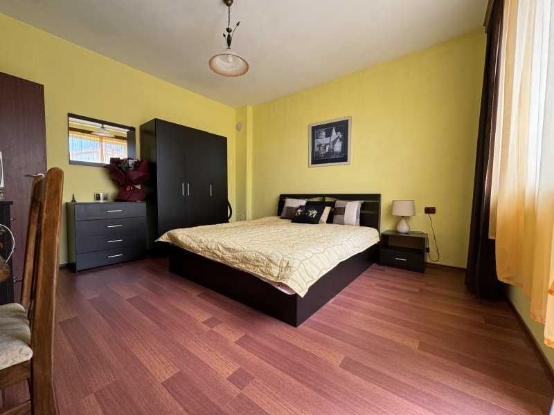 Продава се Къща в Шумен, Гривица - 209 кв.м за 742 €/кв.м - Снимка #1