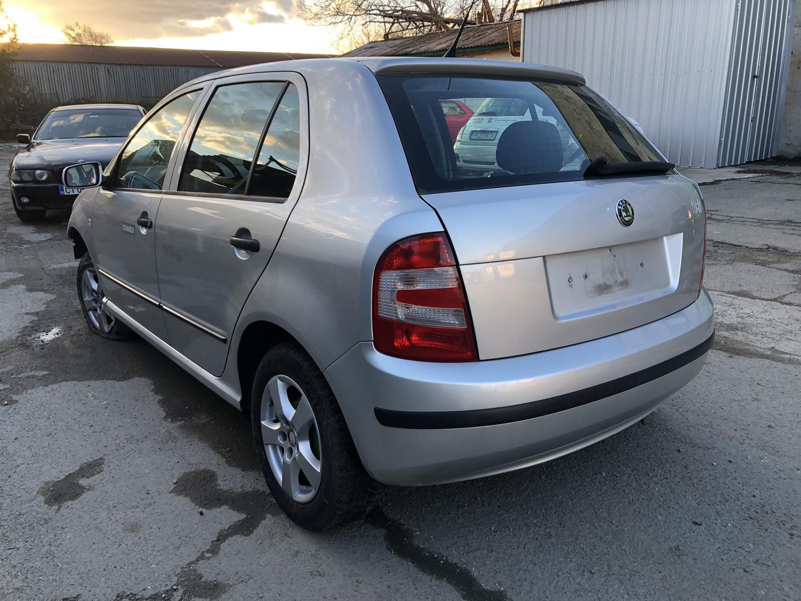 Шкода Фабия 1.2 бензин  2007 год Skoda Fabia 1.2 i