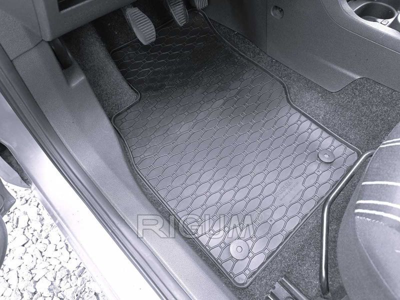 Гумени стелки багажник OPEL Corsa D от 2007 Adam CORSA E от 2014до2018