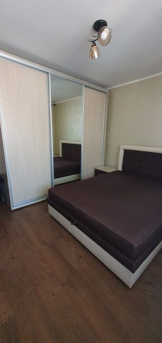 Inchiriez apartament 2 camere  Precista, călduros, complet mobilat