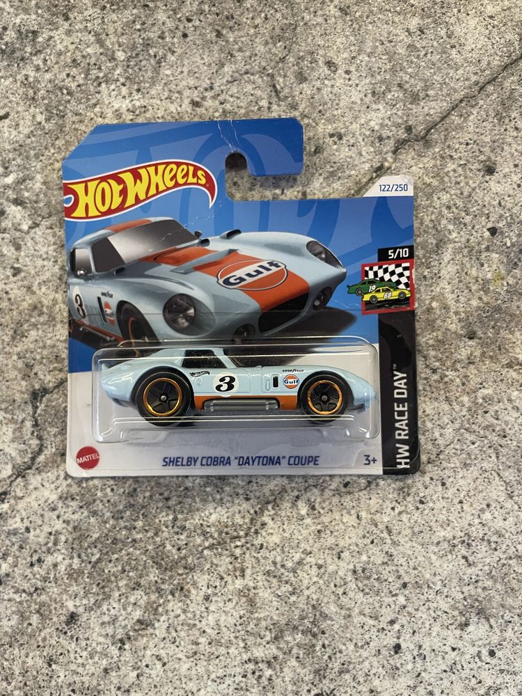 Hotwheels  колички