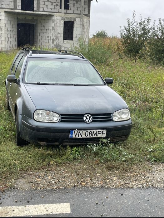 Vând golf 4 break 1.4 benzina
