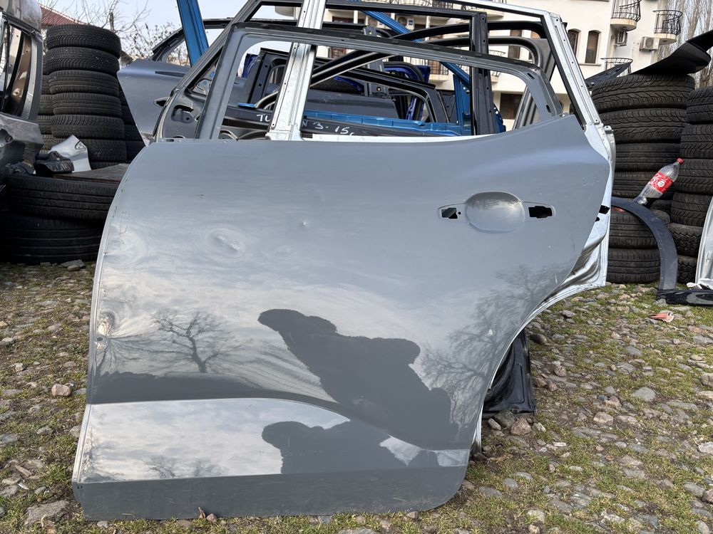 Врата Дачия Сандеро/Dacia Sandero