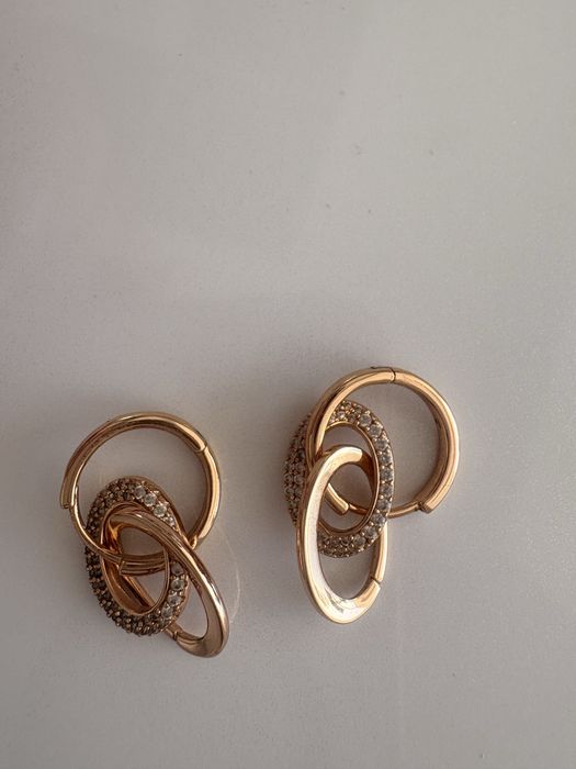 Vand cercei suflati cu aur