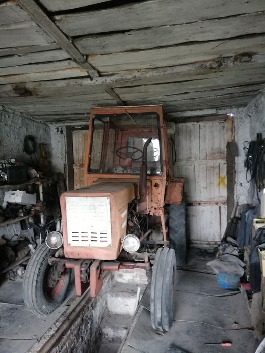 Продам трактор Т 25