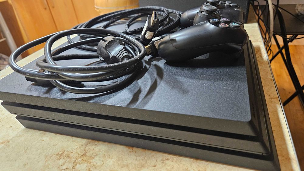 PS 4 PRO memorie 1000GB