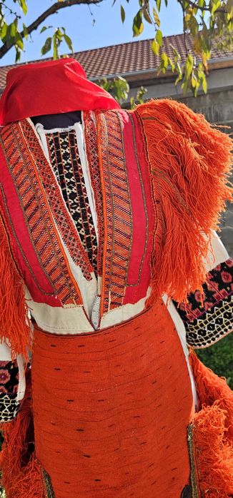 Македонска носия