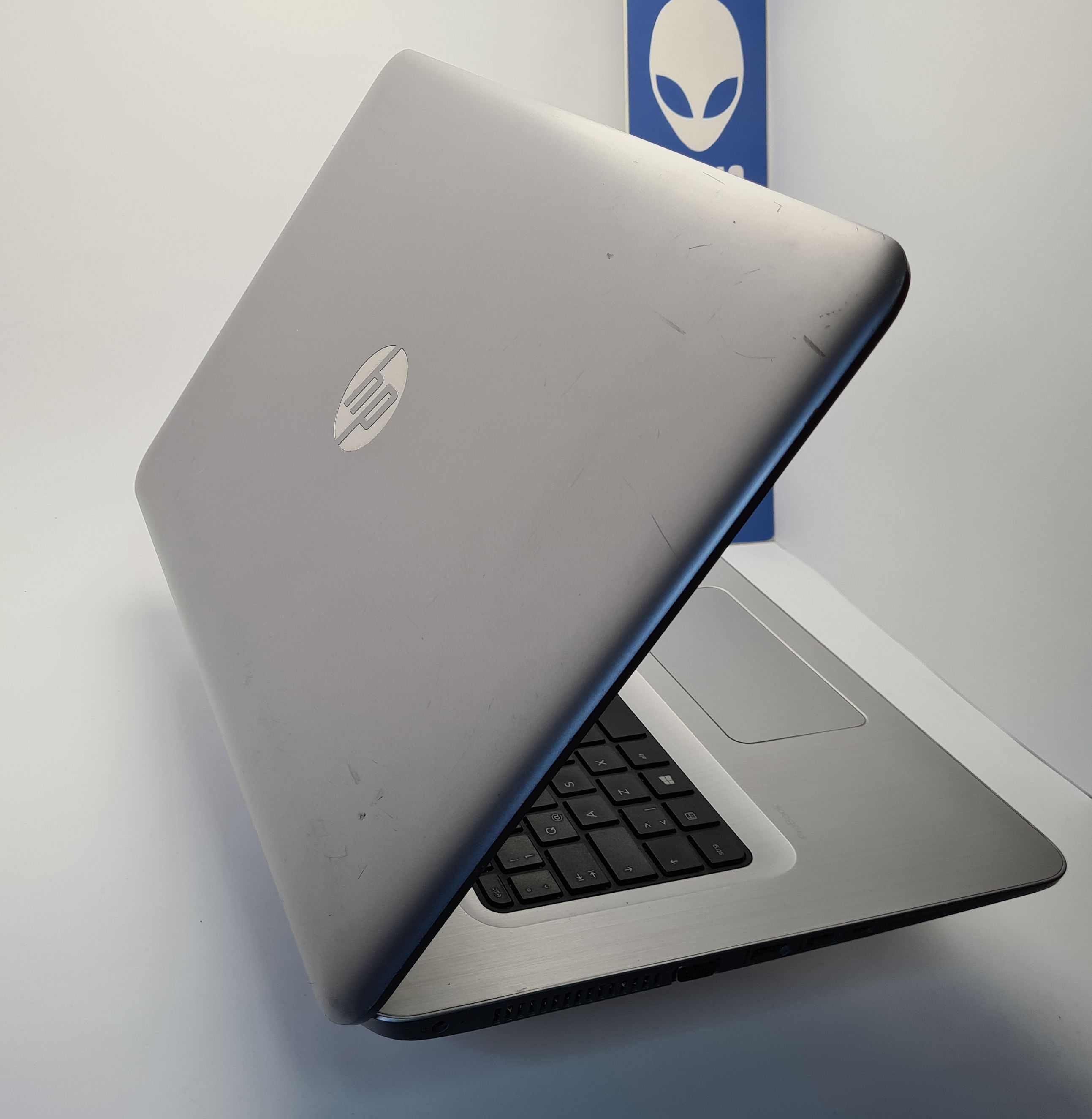 HP ProBook 470 G4  i5 7200U/8GB/256SSD/1TB HDD/Nvidia MX930 -2GB