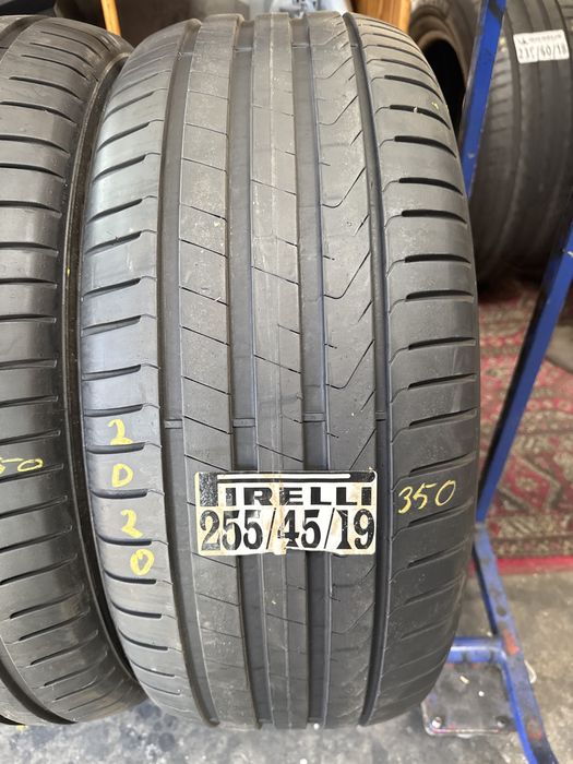 285/40/19 - 255/45/19 Pirelli