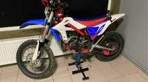 Beta xtrainer 300 schimb cu motocicletă de stradă