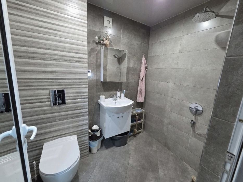 Двустаен апартамент в кв. Прослав