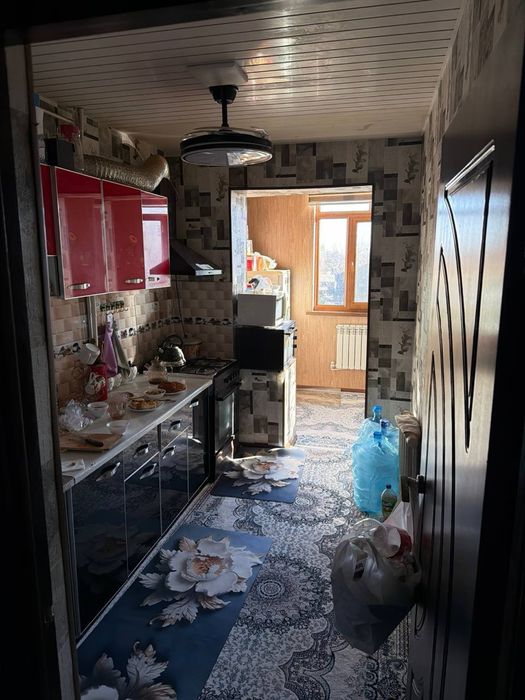 Турт этажли дом  туртинчи этаж