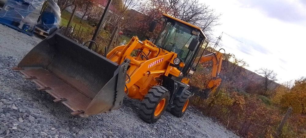 Vând Volă cu braț de sapare de 5T 228 ore de functionare