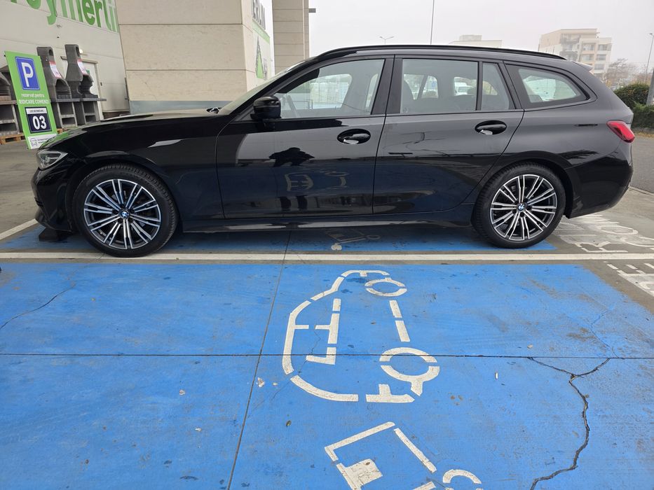 BMW 318D M Sport, AT MHEV. PANORAMIC, Piele, LED, Virtual Cockpit