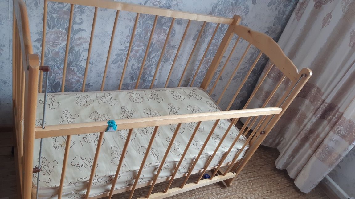 Продаю детский кровать