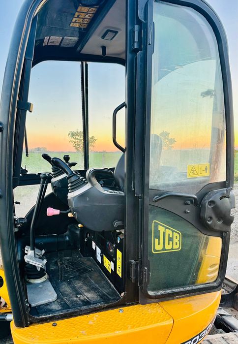 Miniexcavator jcb/an2011/motor perkins