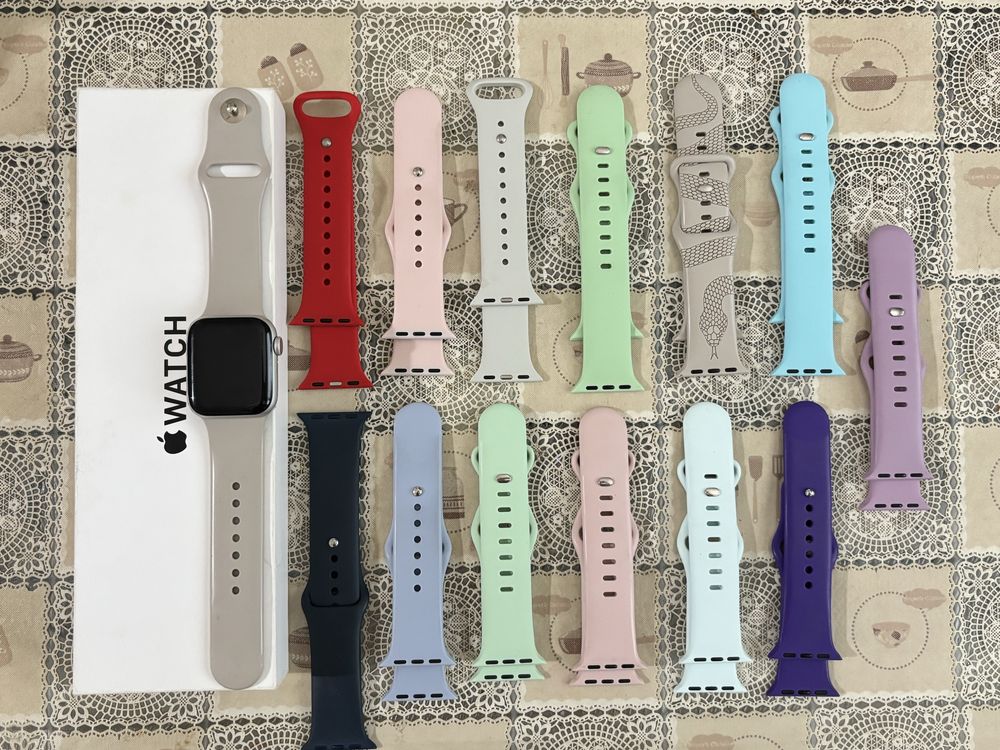 Iphone 15 pink, Apple watch SE 40mm, Airpods 3
