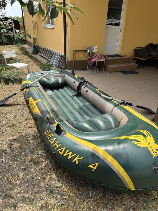 Vând barcă gonflabilă SEAHAWK 4 Intex