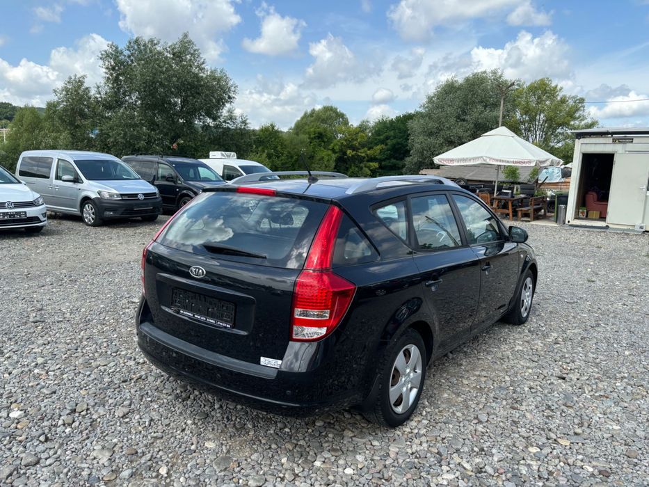 Kia Ceed 1.4 Benzină Rate Garanție