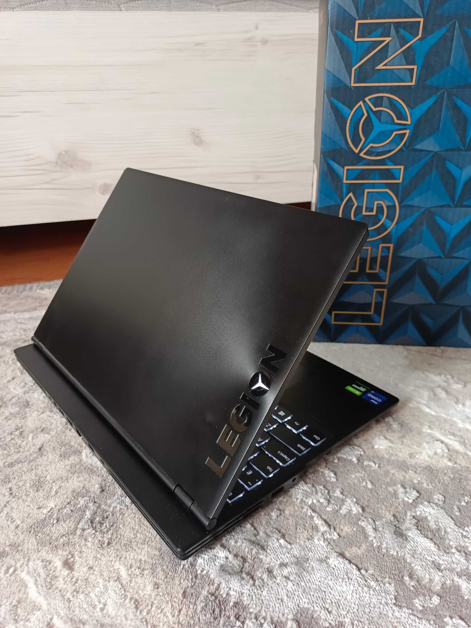 Lenovo Legion Y540 игровой ноутбук в шикарном состоянии