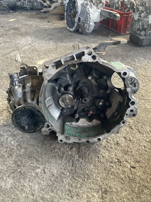 Vw polo seat ibiza 1.4tdi 2014 година 5 скорости Скоростна Кутия