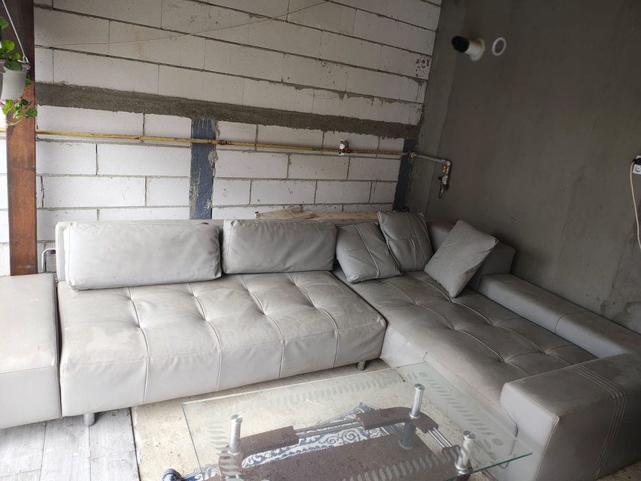 Vând coltar piele naturala