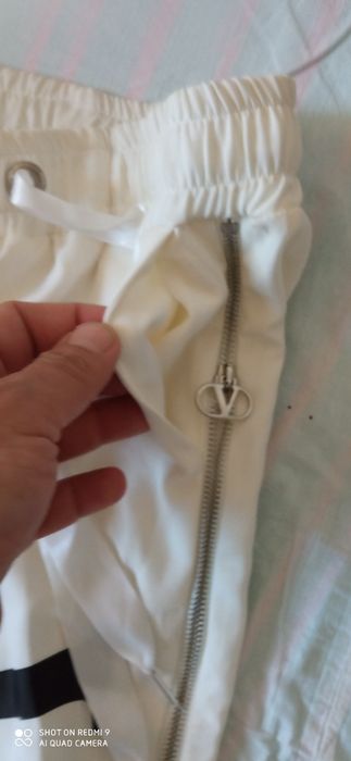 Оригинален бутиков Дамски панталон Valentino