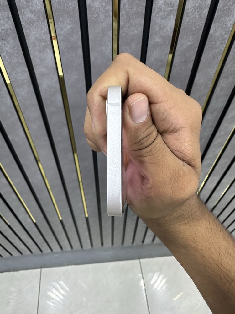 Iphone 12 ideal garantiyasi bilan