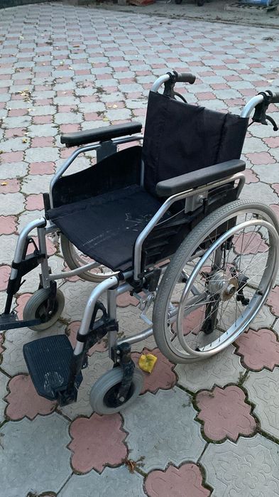 Инвалидная коляска