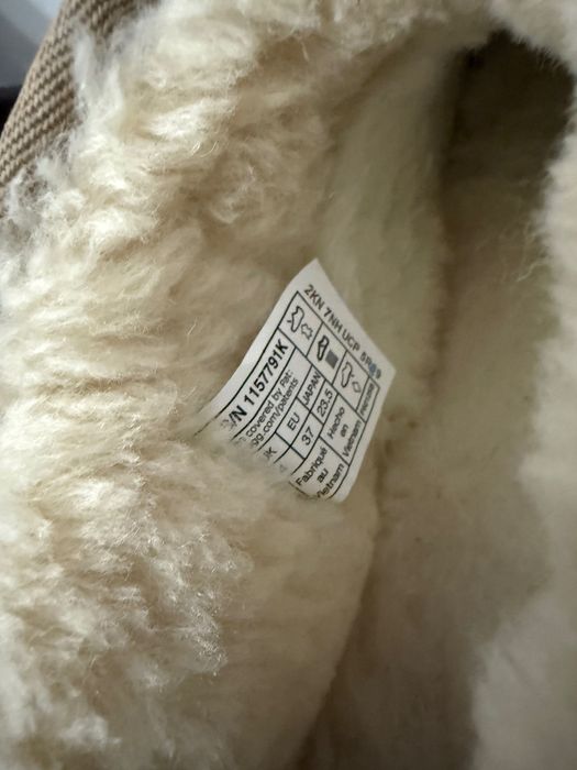 Ugg Ultra Mini cu platforma medie