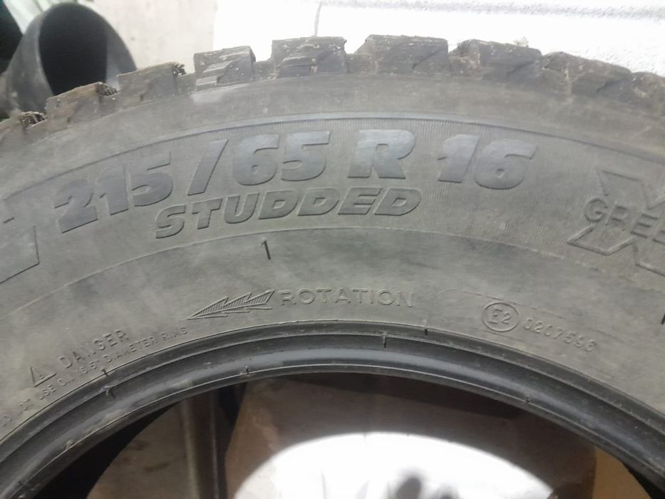 Резина r 16  ,  зимняя,