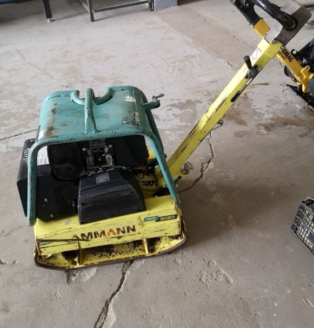 Placa compactoare AMMANN APF 3020 de 214kg