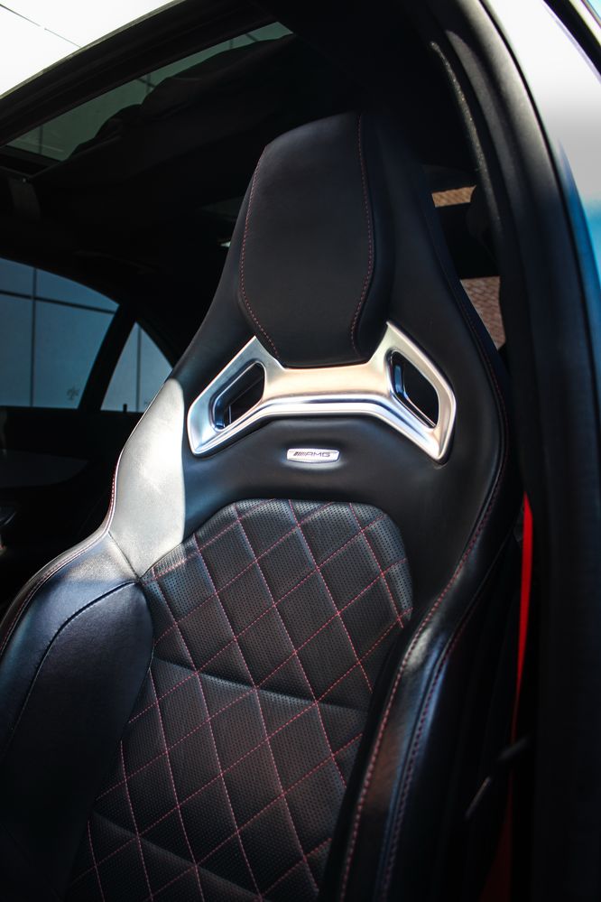 Кола под наем за бал/сватба Mercedes C63S AMG