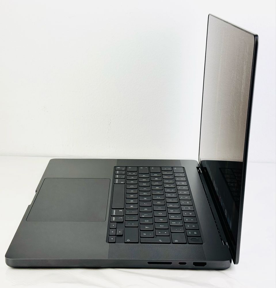 КАТО НОВ! Apple MacBook Pro 16'' M3 PRO 18RAM 512GB SSD Гаранция!
