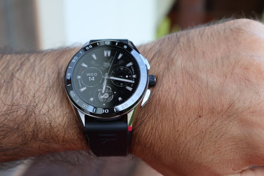 Tag Heuer Connected 45 E3